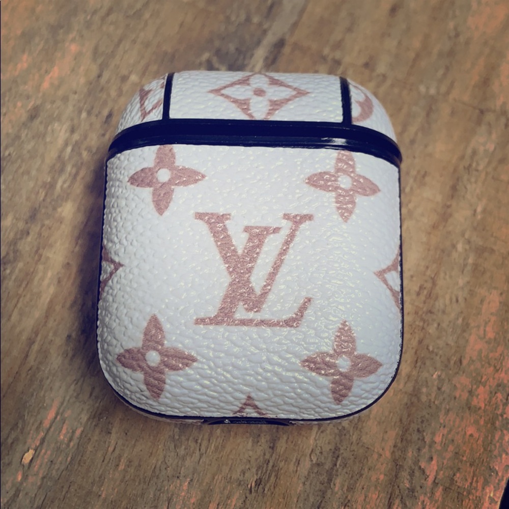 Designer Apple airpod cases for 1/2